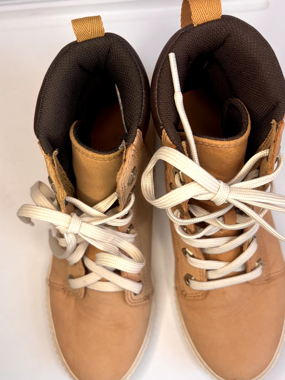 Women Timberland High-Top Lace-Up Boots - Stylish Outdoor Sneakers